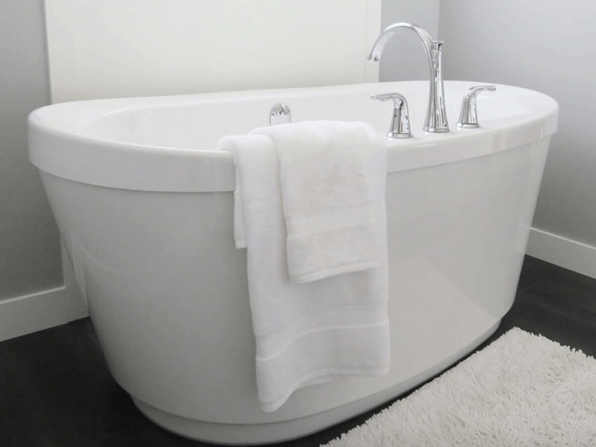 How to remove rust stains from bathtubs WD40 GULF